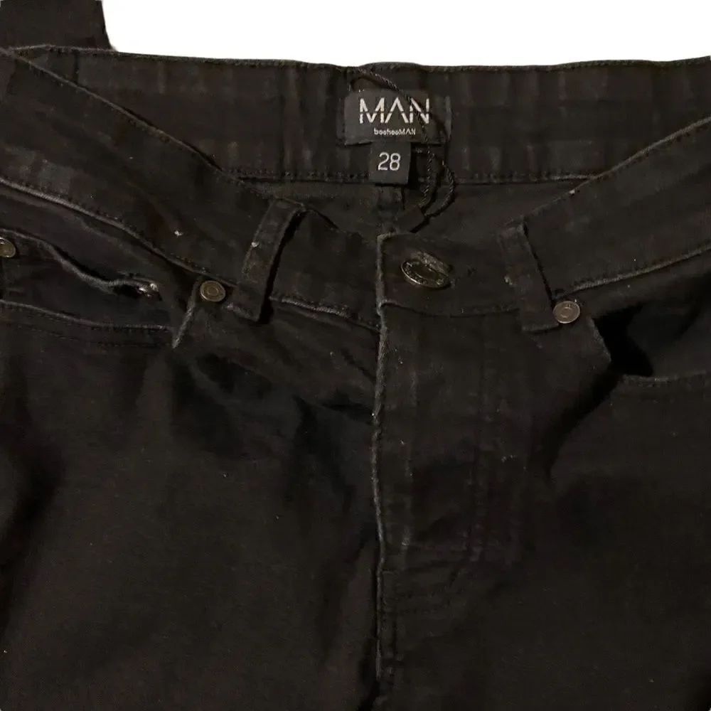 BoohooMAN Black Button Fly Distressed Jeans Sz 28